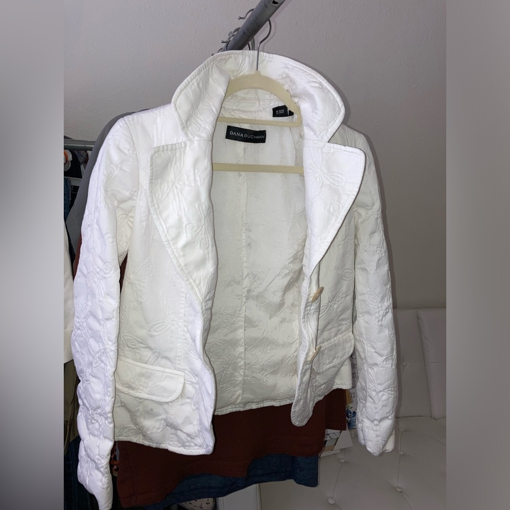 White Embossed Patterned Blazer - Picture 5 of 7